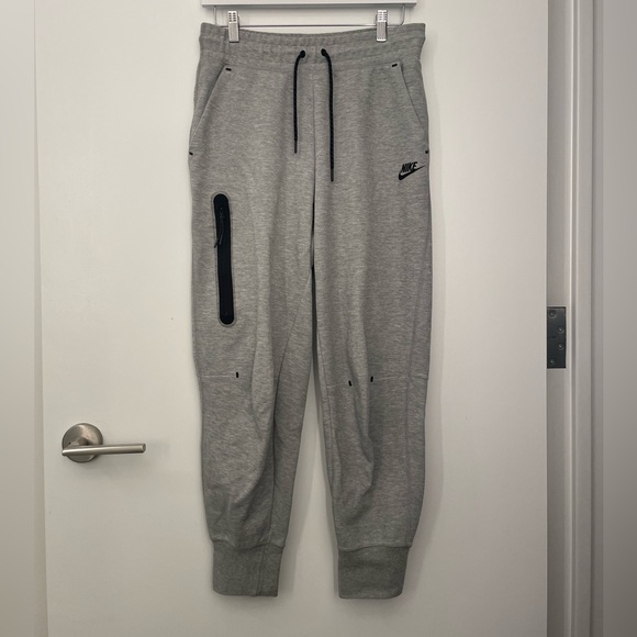 Nike Pants - Nike Sportswear Women’s Techfleece Pants Joggers Size S In Grey